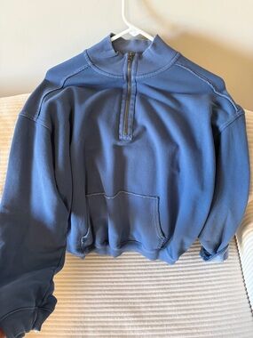 aerie women’s Blue Half-Zip Sweatshirt